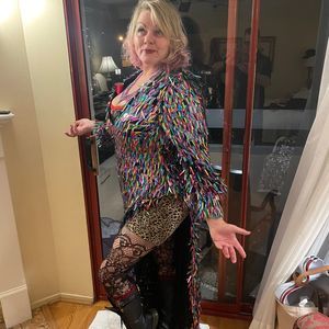 Meet your Posher, Amy